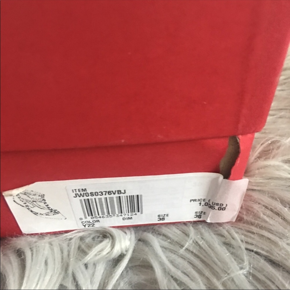 Authentic Black & White Valentino Rock Stud Flats - Picture 2 of 4